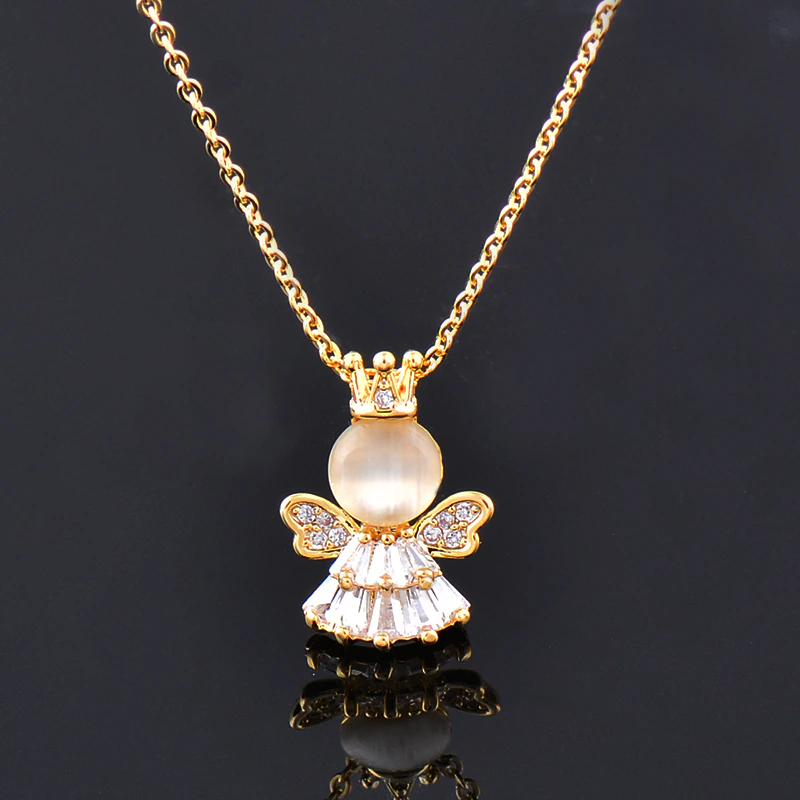 Opálový Andílek - dámský náhrdelník