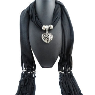 Dámský šátek s přívěškem srdce - tmavě šedá