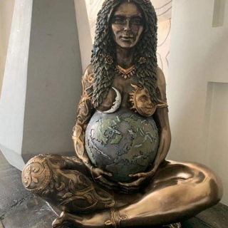 Bohyně Matka Země Gaia